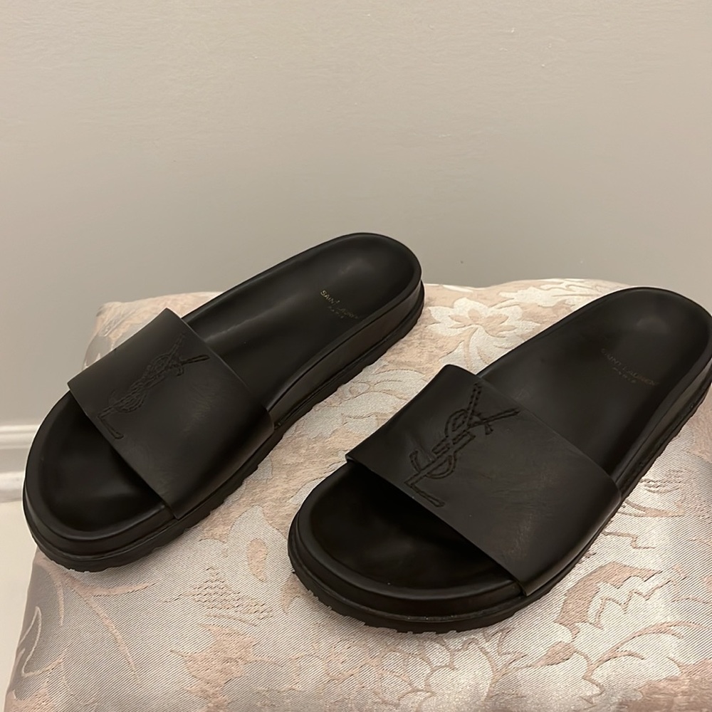 beige open toe sandals